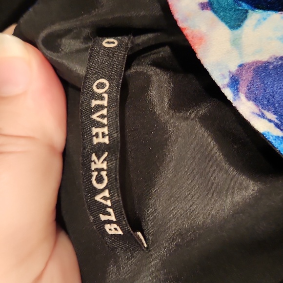 ⭕️ PRICE FIRM Black Halo Lopez Floral Multicolored Halter Dress Size 0 - Picture 4 of 6